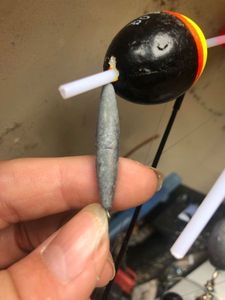 Tying E.Leclerc Olive en logueur de 7g Tying E.Leclerc Olive en logueur de 7g