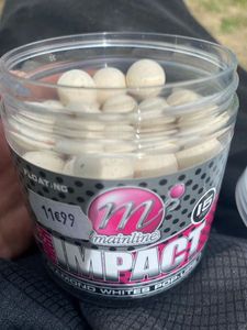 Baits & Additives Mainline Baits Diamond whites Pop-Ups (Mainline) high impact 