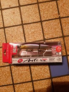 Lures Lucky John  Antifa Swim 115F