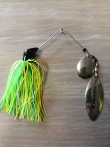 Lures Caperlan Spinnerbait green/yellow
