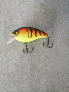 null null Crankbait shallow runner wxm 70F orangetiger
