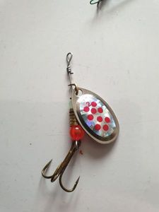 Lures null blanche point rouge