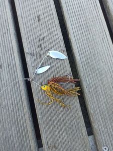 Lures Runature Spinnerbait 18g giallo/rosso palette willow silver