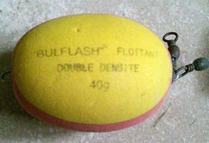 Tying null Bulrag, bulflash flottant double densité. (jaune et rouge), 40 gr. Tying null Bulrag, bulflash flottant double densité. (jaune et rouge), 40 gr.