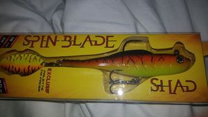 Lures Suissex spin blade shad