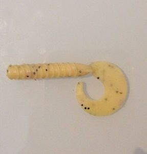 Lures null TWIST JAUNE 5CM