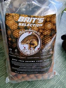 Baits & Additives Bait selection Boiles candy bugs dream line