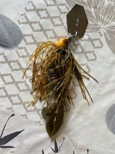Lures Cd leurre Chatterbait 