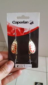Lures Caperlan weta #3 Or/Points Rouges