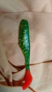 Lures Bass Assassin turbo shad vert queue rouge 