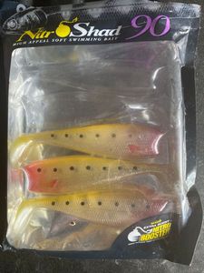 Lures Illex Nitro shad 90 ghost nishiki