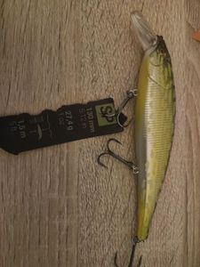 Lures Caperlan POISSON NAGEUR JERKBAIT MINNOW WXM JKMNW 130 SP FIRETIGER


