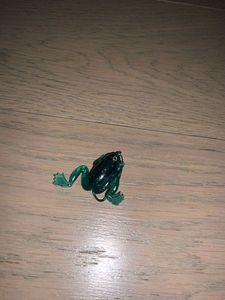 Lures null Frog