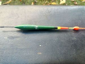 Tying NAT INC. Bouchon brochet Tying NAT INC. Bouchon brochet