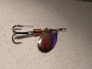 Lures BZONE Runner Spin