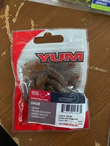 Lures YUM Grub carolina pumpkin