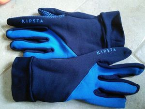 Apparel Kipsta Gants polaires. Apparel Kipsta Gants polaires.