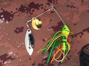 Lures Caperlan Spinner Bait
