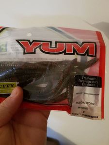 Lures YUM houdini world smile tes 6"