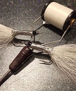 Hooks Baltjig Teaser Blanc et argent