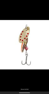 Lures Savage Gear Sticklebait spinner #1 minnow gold red
