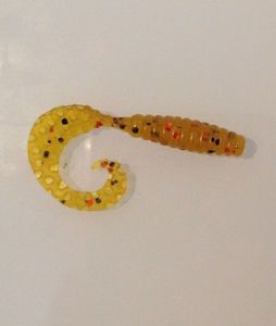 Lures null TWIST CHARTEUSE RED 4CM