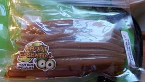 Lures Trout essentiel  Monster worm marron clair10 cm