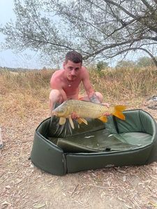 Common Carp caught by Nicolas Martins