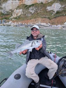 European Bass (Seabass) capturado por Jean-Leandre Montero